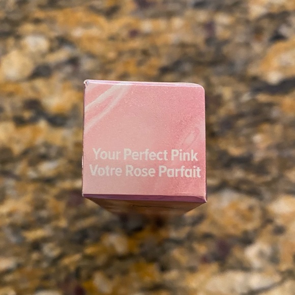 It Cosmetics je ne sais quoi hydrating lip serum - Picture 3 of 7